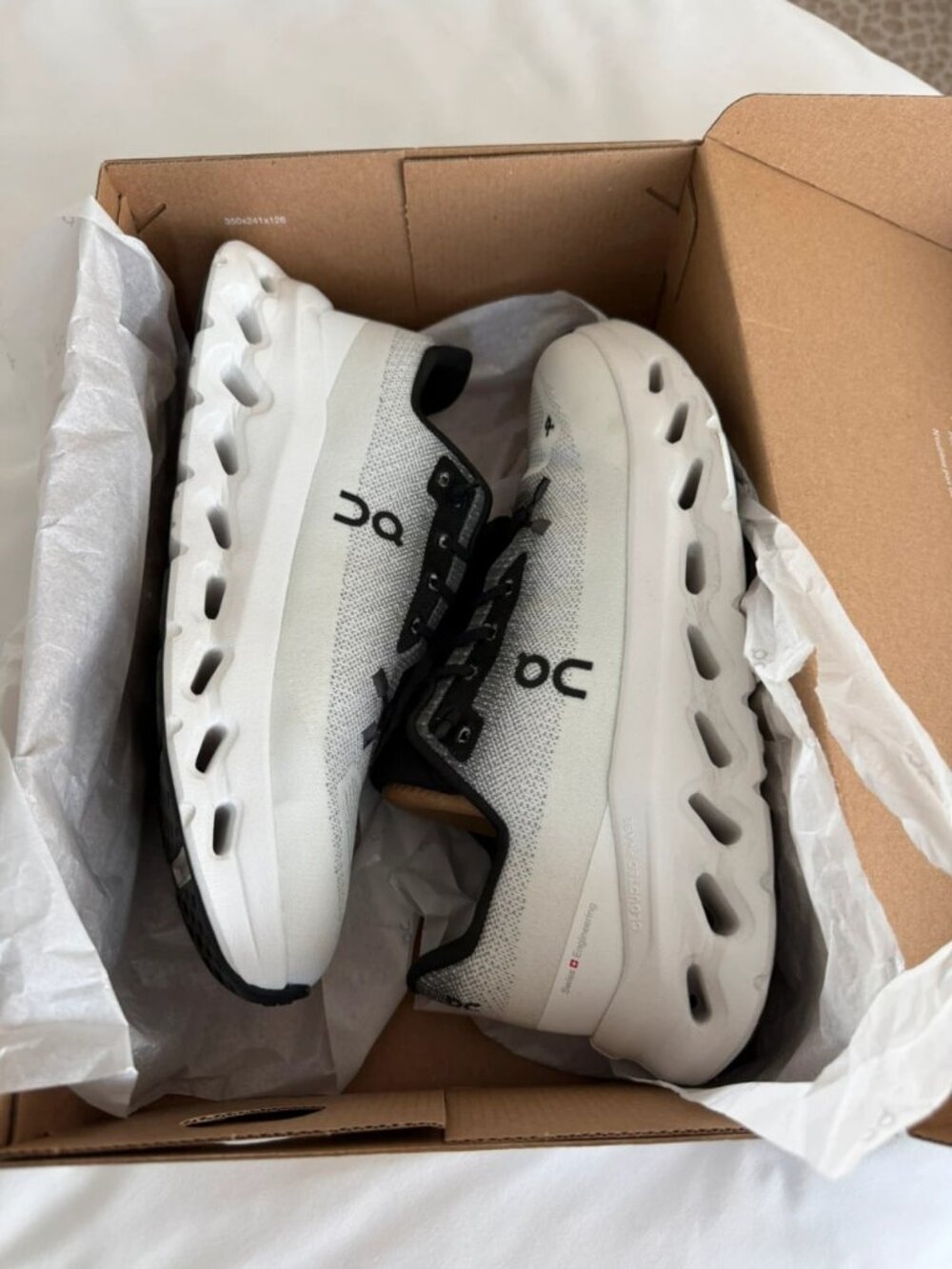 On Cloud Cloudtilt Black/White Men's Size US 9.5 - Picture 4 of 4